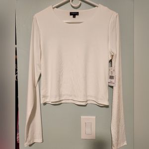 Dry Goods white top long sleeves NWT